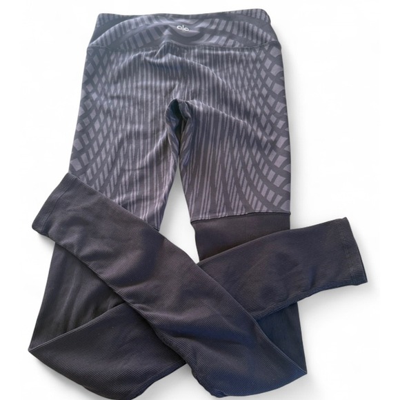 Alo Goddess yoga leggings size small - Picture 2 of 4